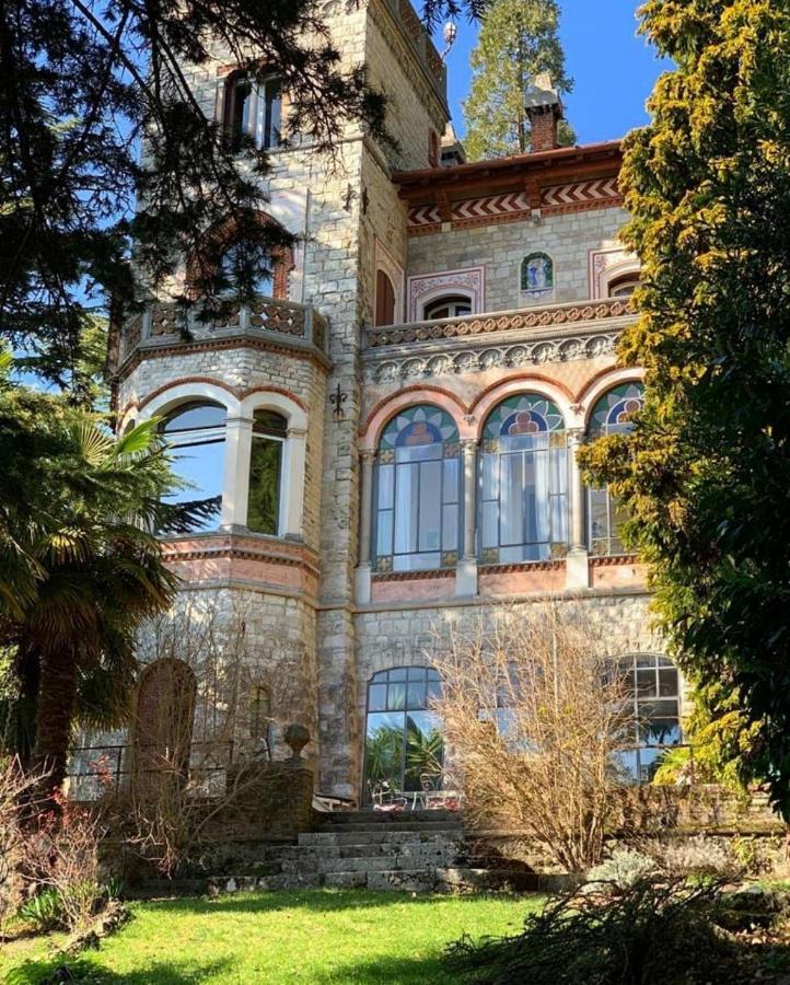 Apartamento Il Parco E Gli Affreschi Varese Exterior foto