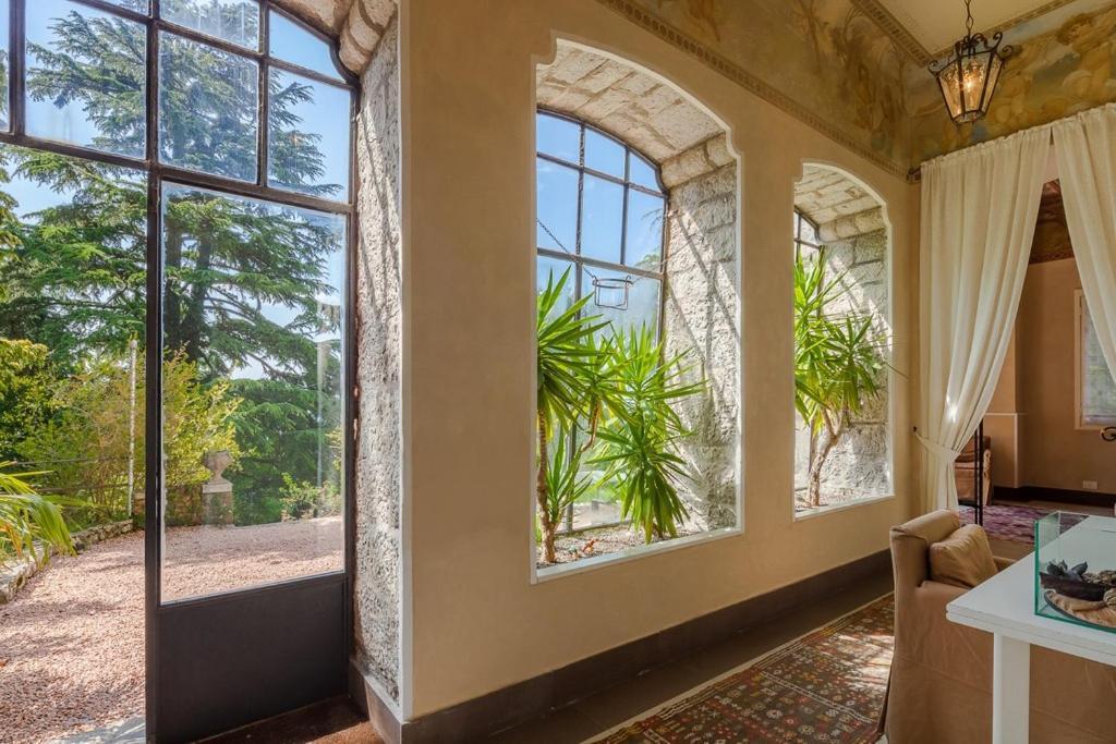Apartamento Il Parco E Gli Affreschi Varese Exterior foto
