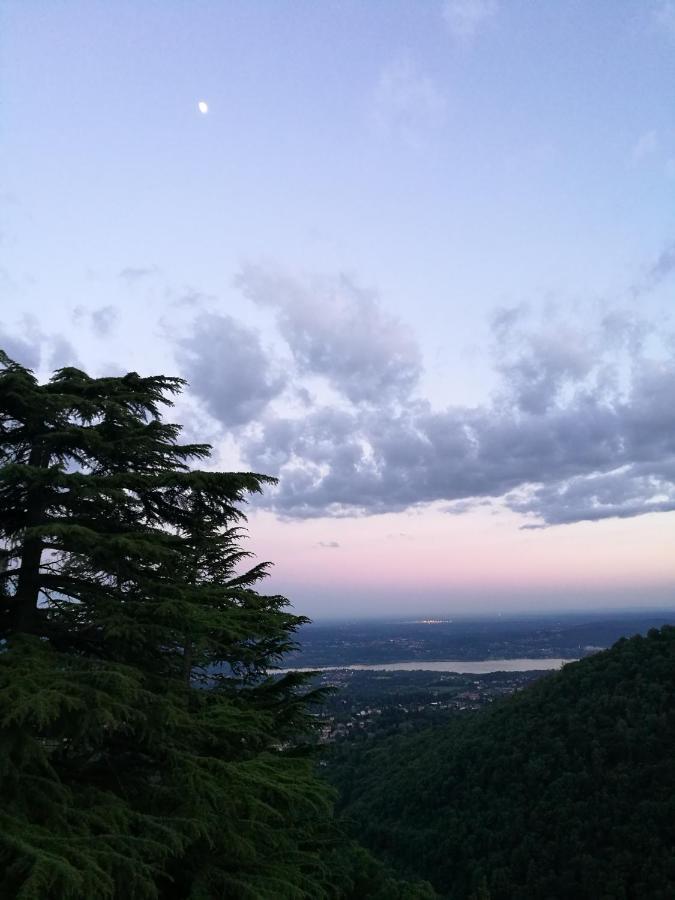 Apartamento Il Parco E Gli Affreschi Varese Exterior foto